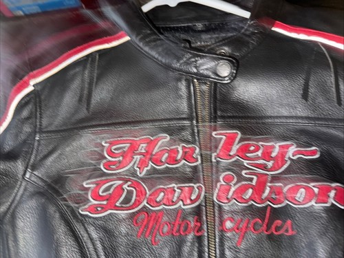 Harley Davidson Women’s XL Black/Red Leather Vented Jacket-Reflective Piping-EUC - Picture 10 of 12