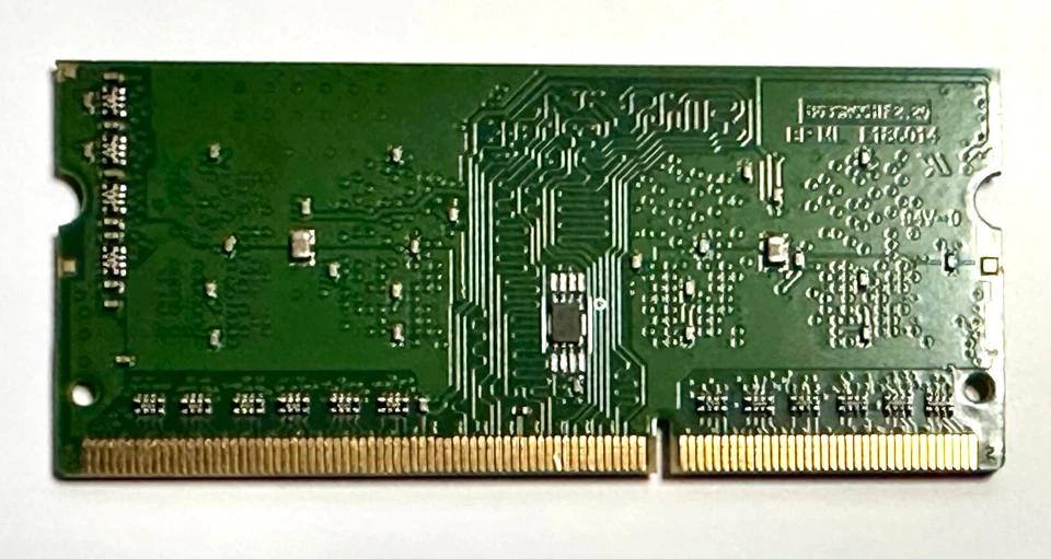 ADATA RAM 1 GB x notebook ADDS1600X1G11-BSSZ DDR3L 1600(11) 1GX4 SO-DIMM 1,35 V - Immagine 2 di 3