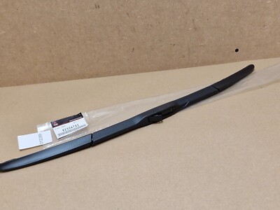 Mitsubishi Colt Z30 CZC Right Wiper Blade 2002-2012 8250A792 Genuine NEW OEM