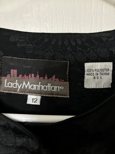 Vintage LADY MANHATTAN Black Floral Button Long Sleeve Blouse Top Size 12 - Picture 2 of 3