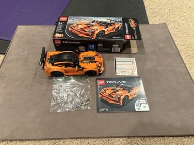 LEGO TECHNIC: Chevrolet Corvette ZR1 (42093)