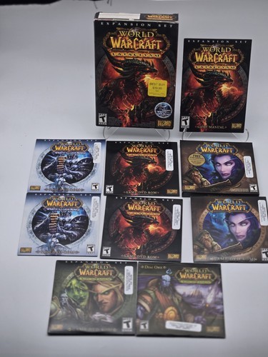 World of Warcraft Vintage Games Box - For Display Or Collection Only Used Keys