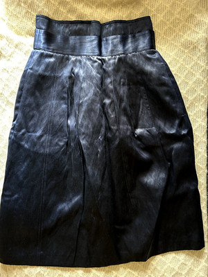 Aspesi Women's Dark Blue Mid Length Silk Skirt size 40 made in Italy