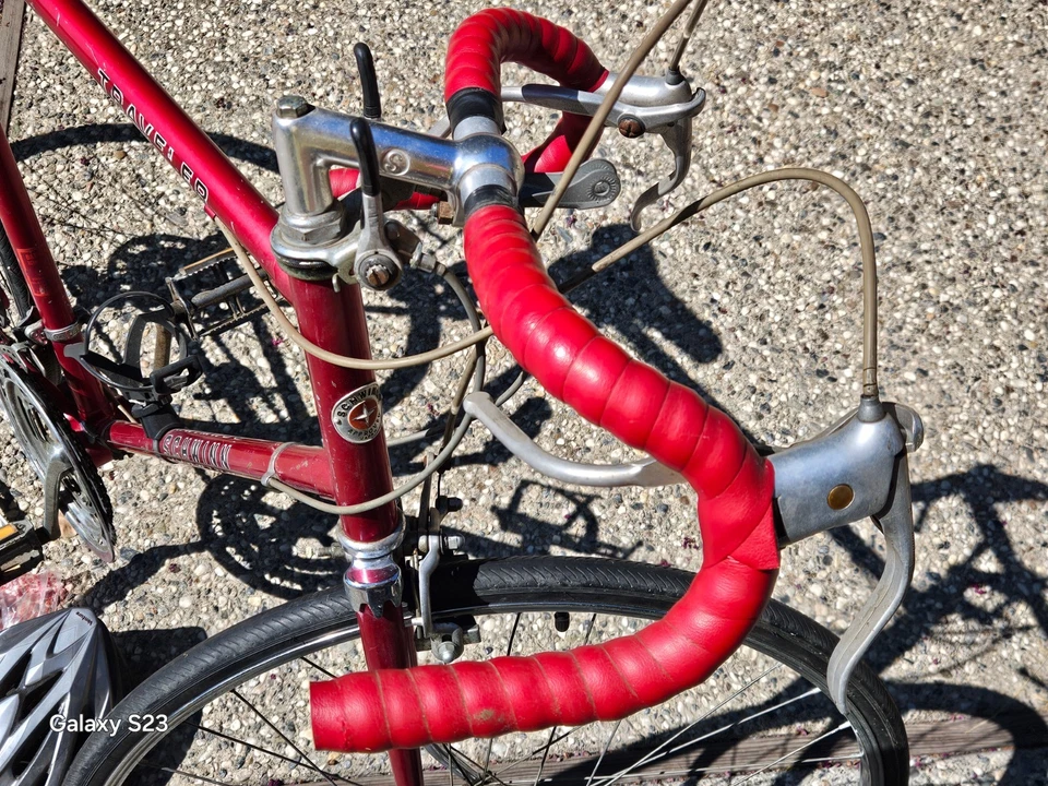 Vintage Schwinn Varsity 1973 10 Speed Bicycle - Image 2 of 3