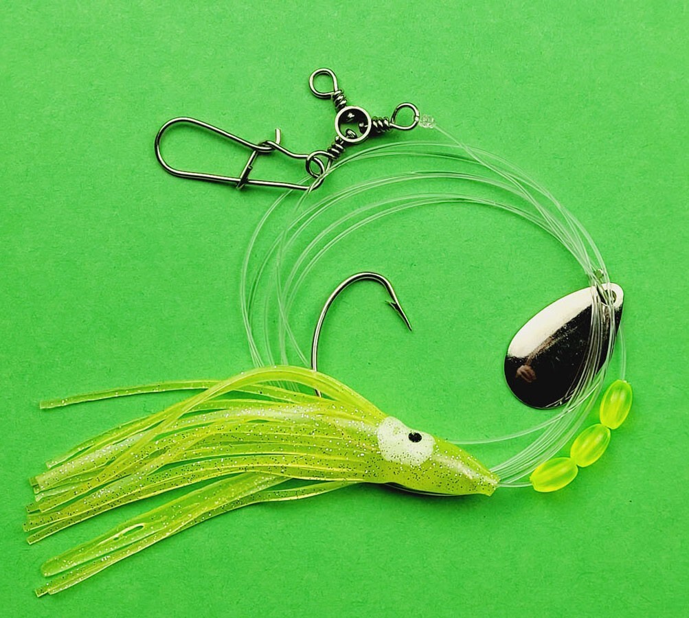 6 Mustad Fluke Fishing Rigs 3 inch Squid Teaser Hoochie 2/0 Saltwater