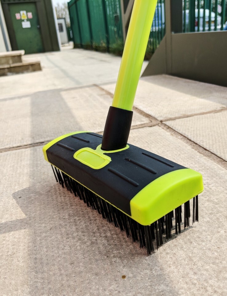 Telescopic Weed Brush Wire Broom Head Patio Deck Scrub Block Paving