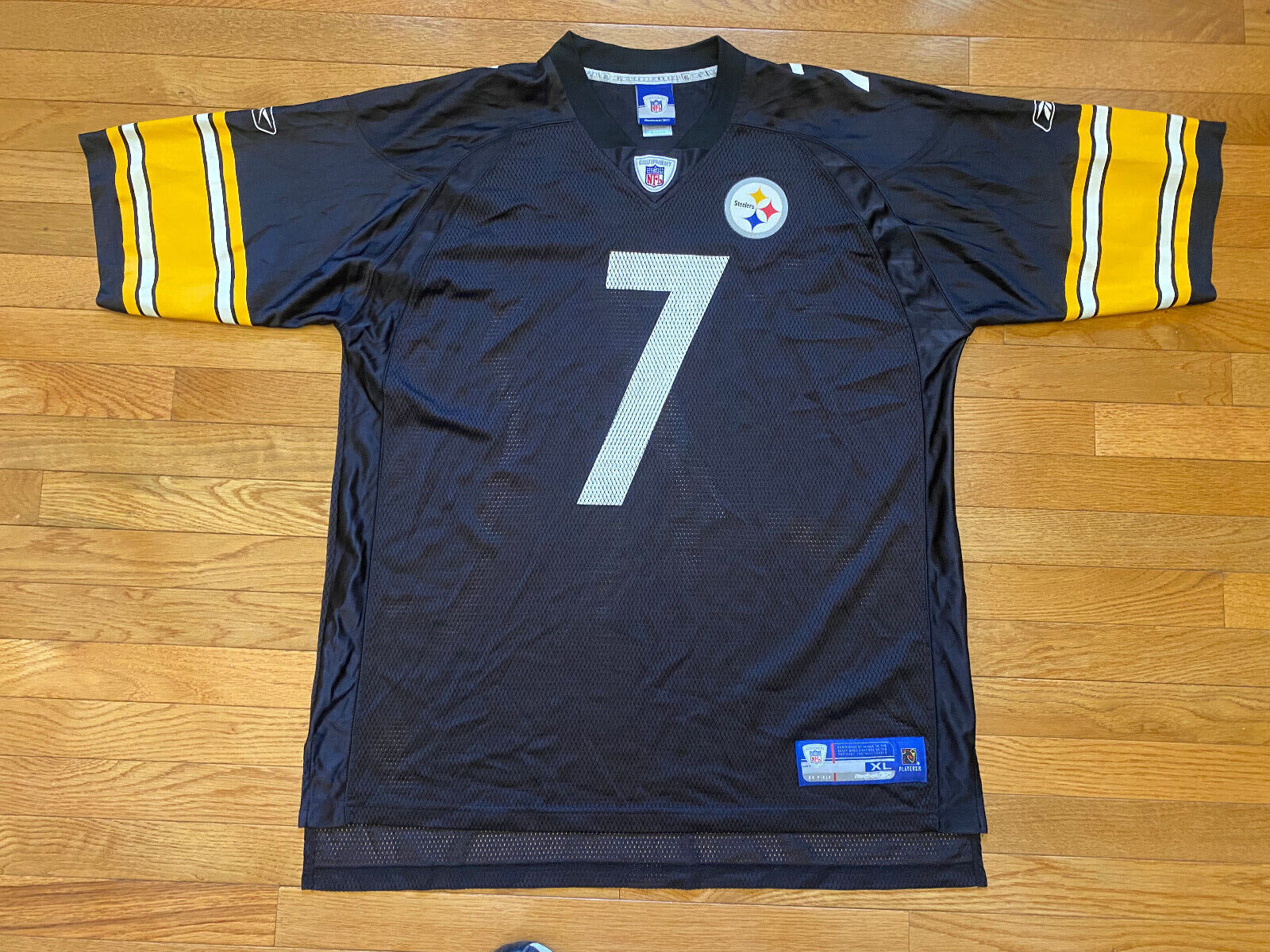 Picture 1 of 4