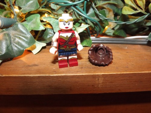 LEGO Wonder Woman DC Super Heroes Dawn of Justice Minifigure from 76087 76046 - Picture 6 of 9