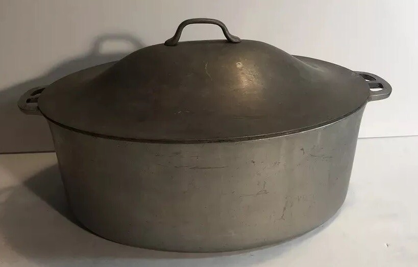 Vintage Super Maid Cookware Aluminum Pot With Lid, Dutch Oven