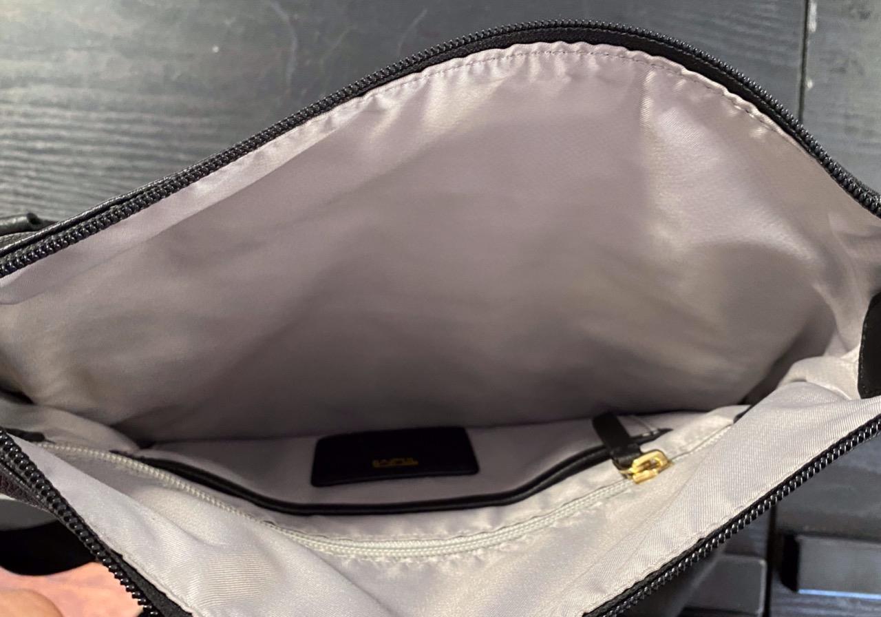 Tumi Voyageur Canton Leather Crossbody Bag Black Great for Travel