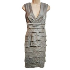 Roulette | Shimmer Tiered Layered V-Neck Sleeveless Cocktail Evening Dress Grey