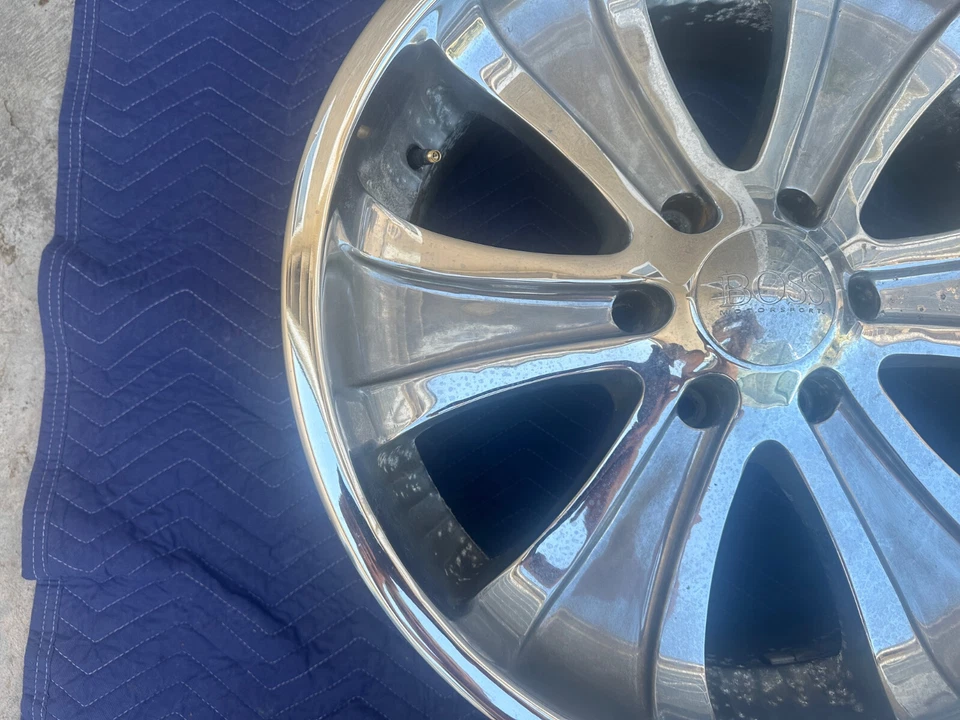 (4) 20" Vintage Boss Type 311 Wheels 20x8.5 Rims 6x5.5 Chevy GMC Toyota Nissan - Image 4 of 4