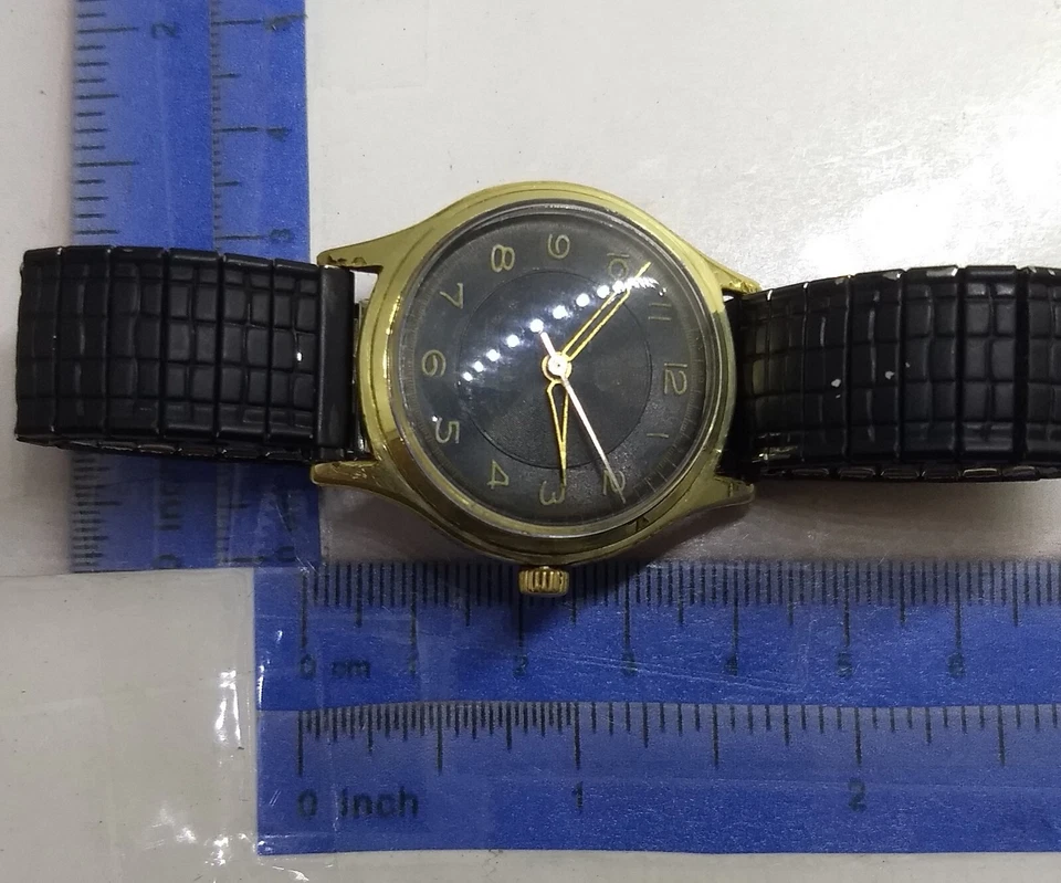 Reloj de pulsera vintage para hombre Hellbros 17 J. súper resistente a los golpes. Esfera negra Foto 2 de 4