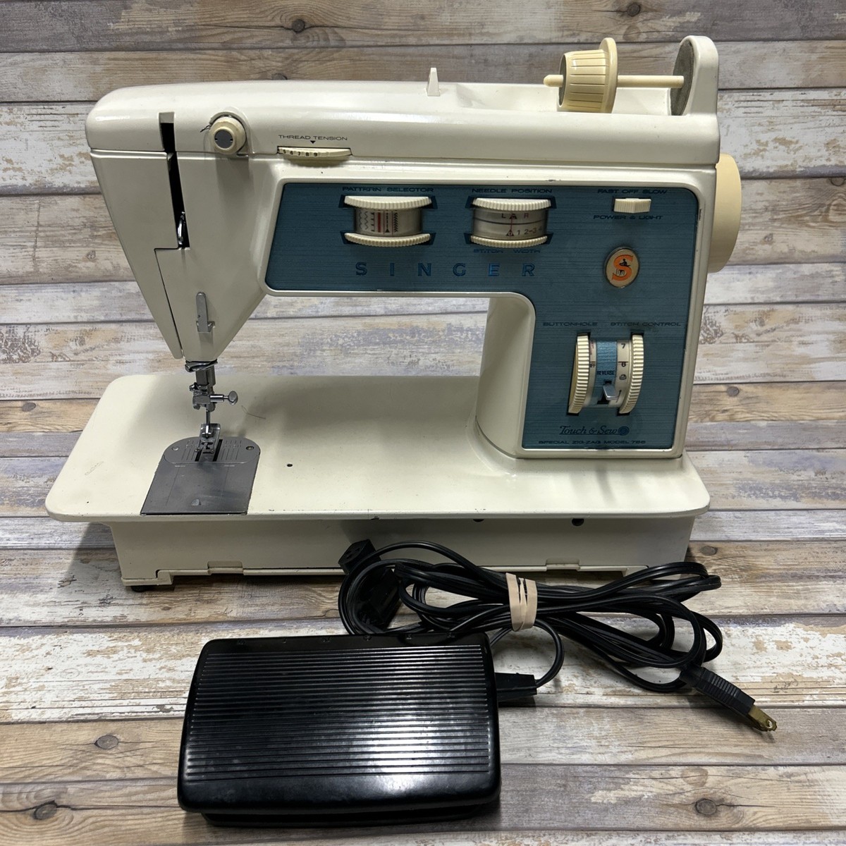 Vintage Singer Touch & Sew Special Zig-Zag Model 756 Sewing