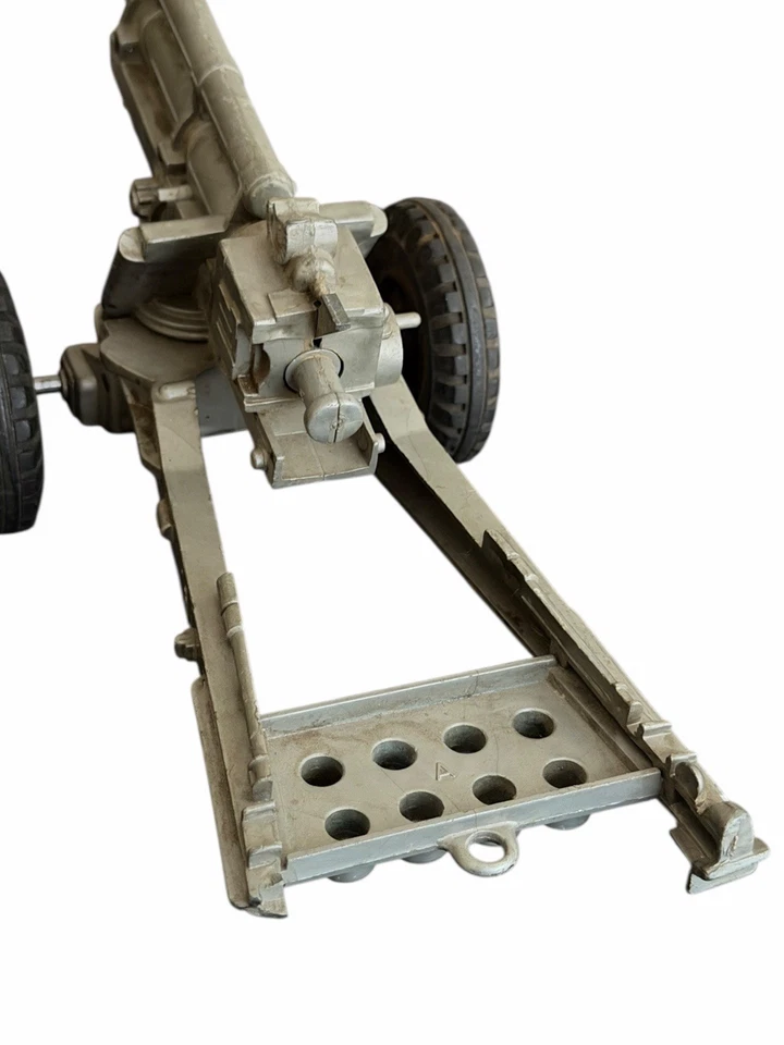 Cañón obús vintage de juguetes Marx 12" gris metálico Foto 3 de 4