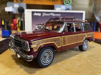 【絶版希少】AUTOart製Jeep Grand Wagoneer 1:18 s-l400.jpg