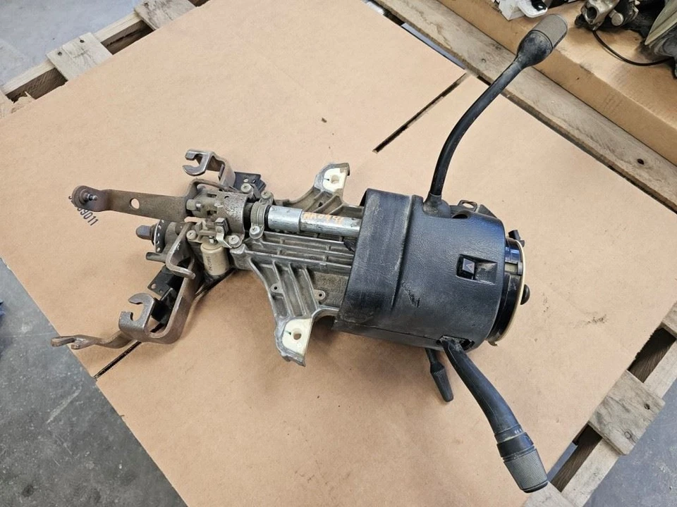 02-07 Ford F250 F350 Super Duty USADO 6.0L 4x4 Columna de inclinación de dirección con llave enviada Foto 3 de 4