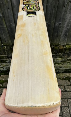 Refurbished 2025 Gunn & Moore GM Psyche Original Cricket Bat SH 2lbs 11.5oz - Picture 20 of 24
