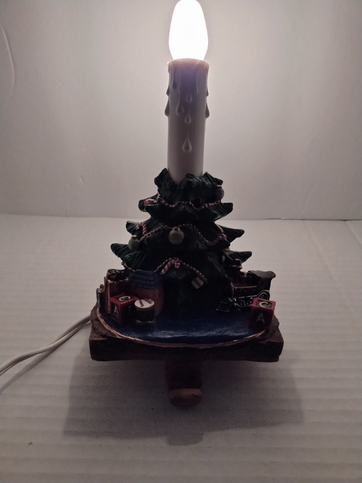 Picture 4 of 19