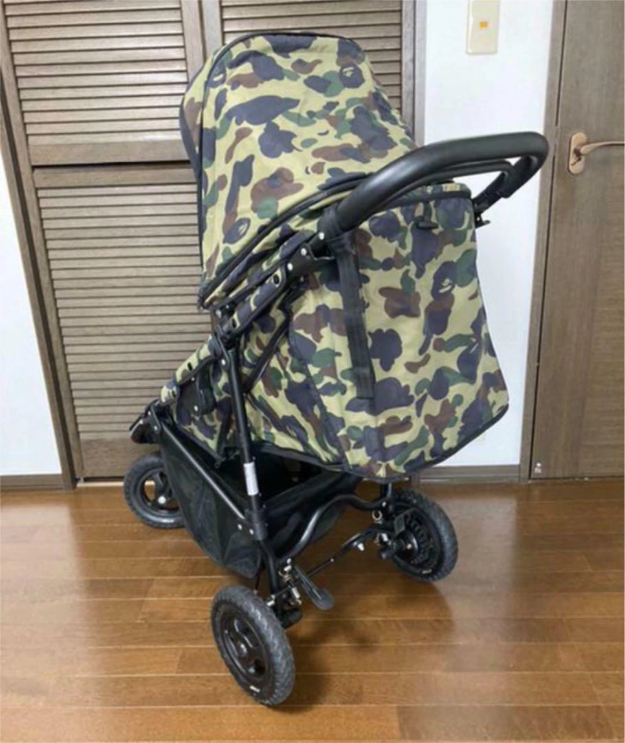 A BATHING APE Air Buggy COCO Premiere Khaki Camo Baby Stroller
