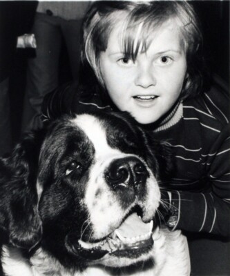 Altes Pressefoto Frankreich, San Bernando Mit Mädchen, 1978, Druck 24x18 CM