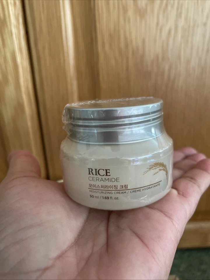 Crema hidratante de ceramida de arroz The Face Shop, 1,69 oz. Foto 4 de 4