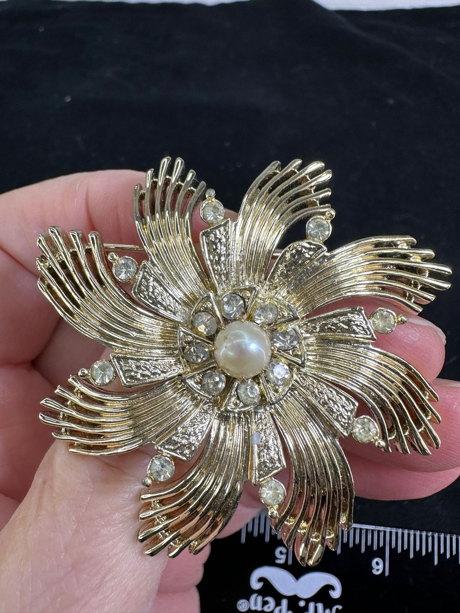 H♡ Flower Clear Rhinestone Pearl CEIL CHAPMAN Vintage Gold Brooch M