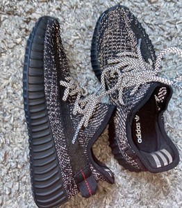 Yeezy Boost 350 V2 Static (Non-Reflective) – ITRSNEAKERSTORE