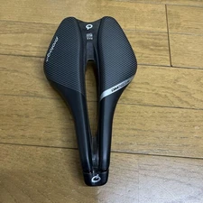 pro logo saddle