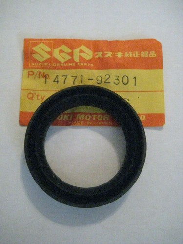 SUZUKI SM SNOWMOBILE EXHAUST PIPE SEAL NOS! - 第 1/1 張圖片