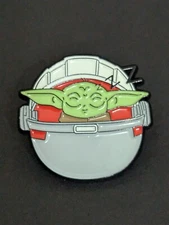 Exclusive Salesone Star Wars Mandolorian Grogu Pin (B)