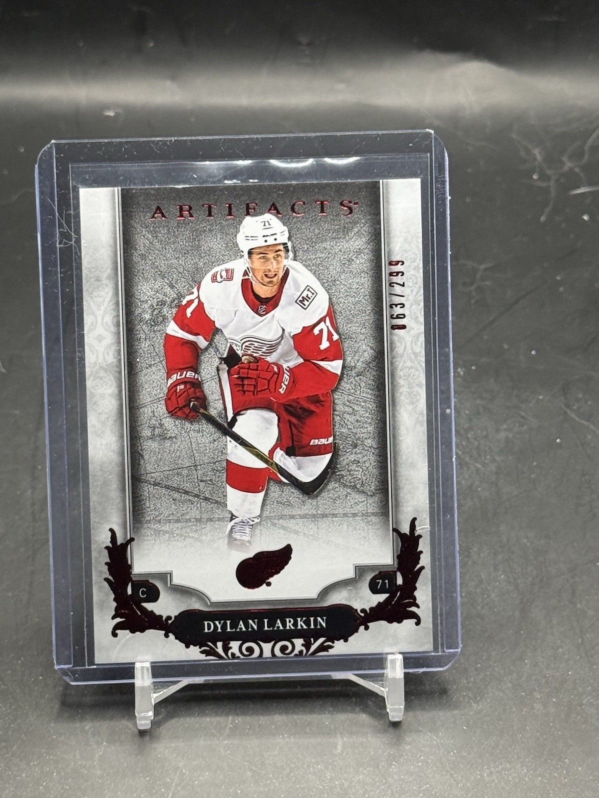 2018-19 Upper Deck Artifacts Ruby  / 299 Dylan Larkin #20 Red Wings