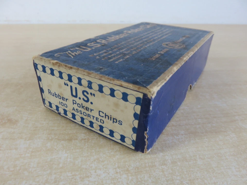 Vintage U.S. Rubber Poker Chips, set of 100, U.S. Rubber Company. - Image 2 of 4