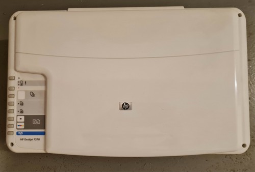 Farb-Tintenstrahldrucker HP Deskjet F370 All-in-One mit Mängeln