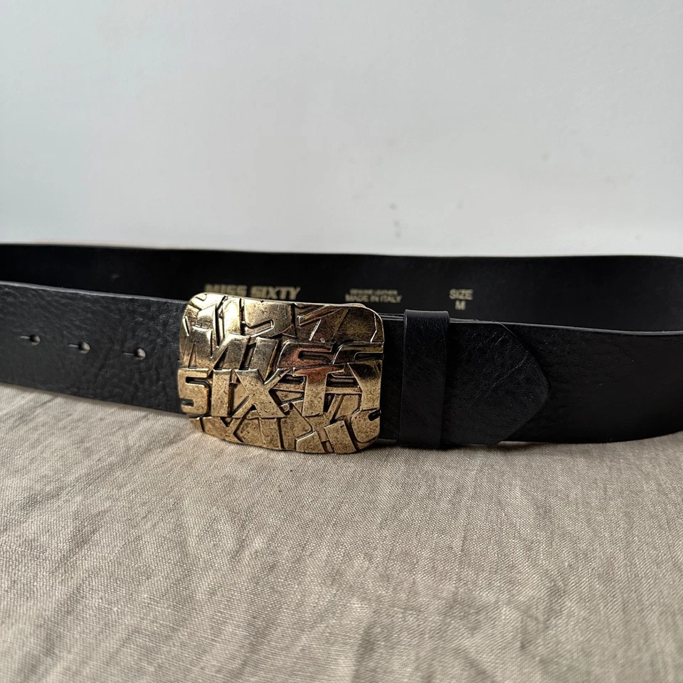 Cinturón de cuero negro Miss Sixty con hebilla con logotipo dorado hecho en Italia talla M Foto 2 de 3
