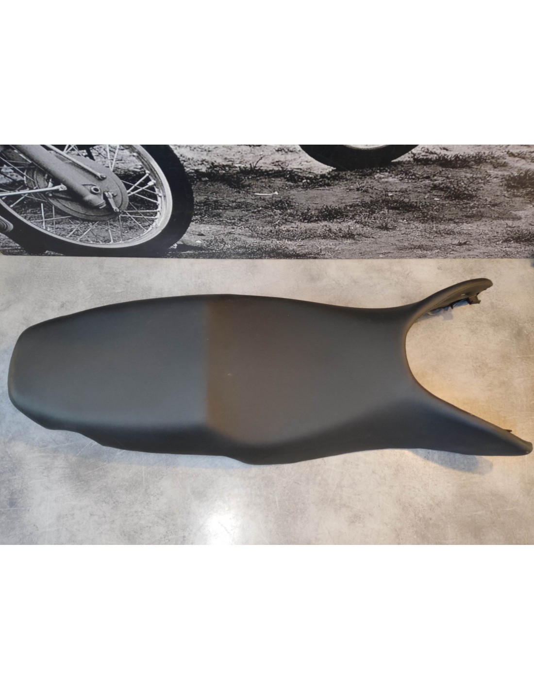 Selle double HONDA VFR 800 occasion TBE noire pour moto routière 2002-2009