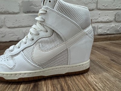 NIKE WHITE DUNK作品集　バッグ・シューレース付　キューブリック付き Nike Dunk Sky Hi Hidden Wedge Heel 579763-100 High Womens Size