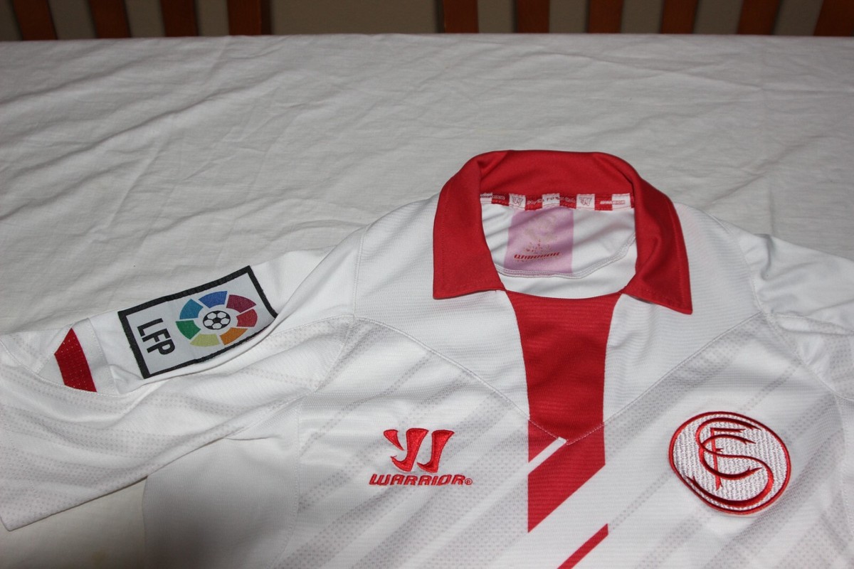 Maillot Officiel Sevilla FC Warrior Taille S – Très Recherché, état Très Bon