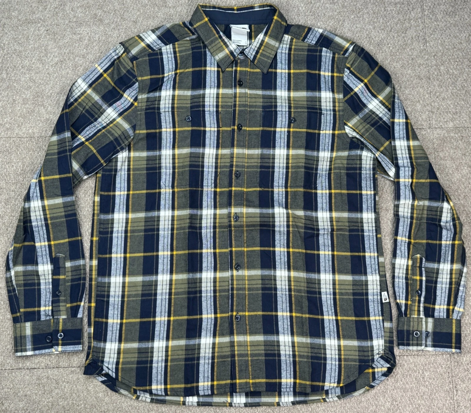 The North Face Men's Button Up Long Sleeve Plaid Flannel Shirt Size Large