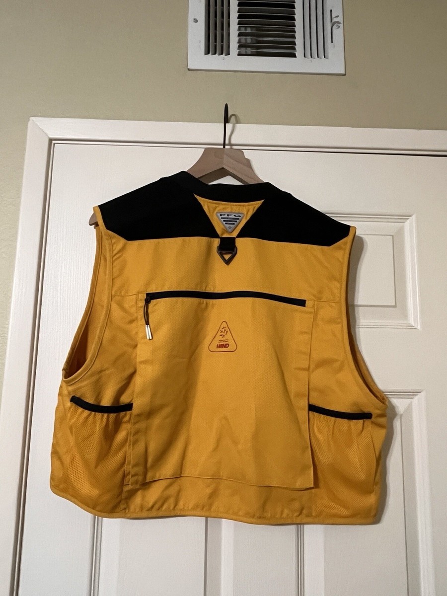 Rare - Kith x Columbia PFG Henrys Fork V Vest - Gold - Size Rare - Kith x Columbia PFG Henrys Fork V Vest - Gold - Size