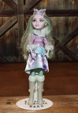 Ever After High Crystal Winter Epic Winter Special Edition Doll Mattel 2015