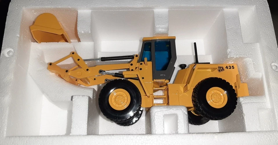 JOAL 1/35 COMPACT LOADER JCB 435 REF.243 - Immagine 2 di 3