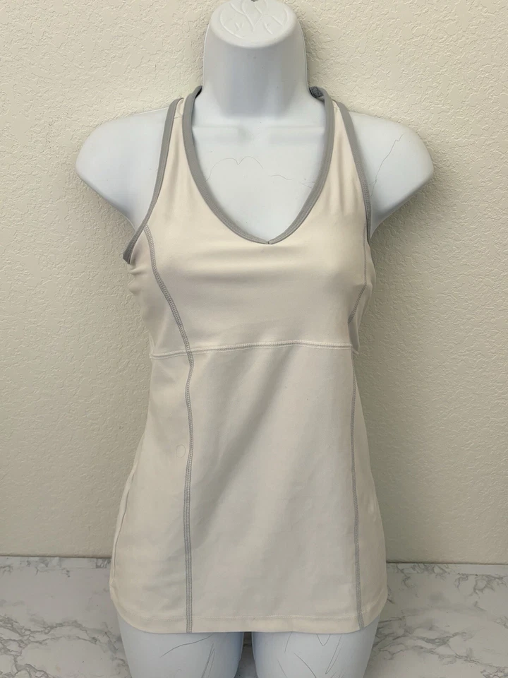 Lote de 2 camisas pulôver de treino Old Navy Active Forever 21 blusas femininas C - Imagem 4 de 4