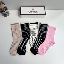 5 Pairs Women Crew Socks Gift Box Multi Color Striped Cotton Socks