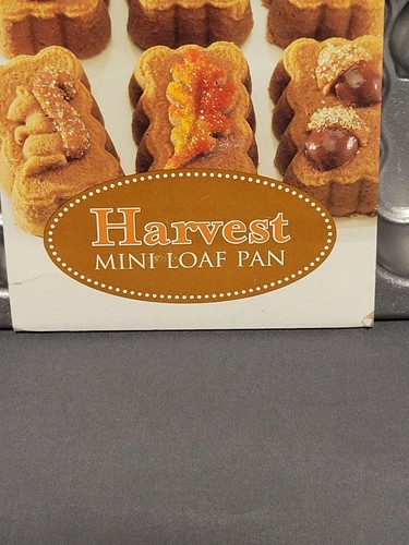 Platinum Collection Nordicware for Williams Sonoma Harvest Mini Loaf Pan - Bild 3 von 8