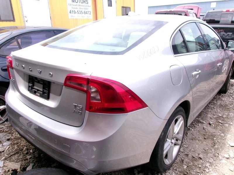 Fuel Tank VIN A0 4th And 5th Digit Fits 14-18 VOLVO S60 1930768 Foto 4 de 4