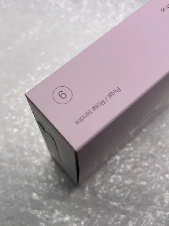 Oura Ring Gen 4 尺寸 9 陶瓷花瓣粉色 | 全新! — 第 3/3 张图片