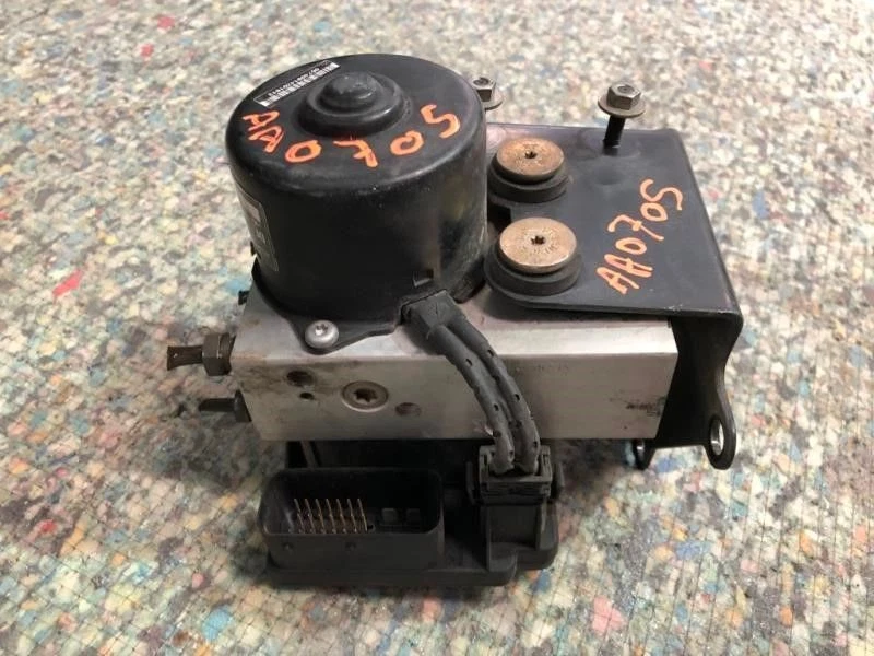 Conjunto de módulo de bomba de freno antibloqueo Jaguar XK8 XJ8 2000-2003 Vanden Plas OEM Foto 2 de 4