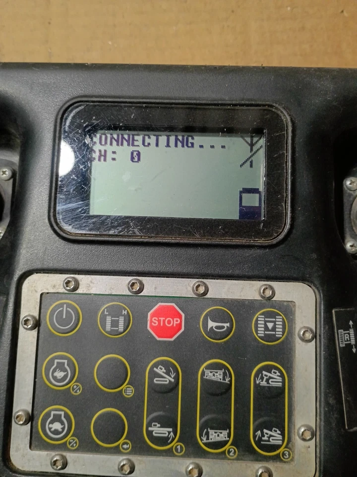 Дрель направленная Vermeer серия 3 беспроводной пульт дистанционного управления и аккумулятор - Изображение 2 из 3