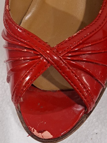 Apostrophe (Sears) Red Faux Patent Leather Peep Toe Wood Stiletto Heels Size 8M - Picture 6 of 13